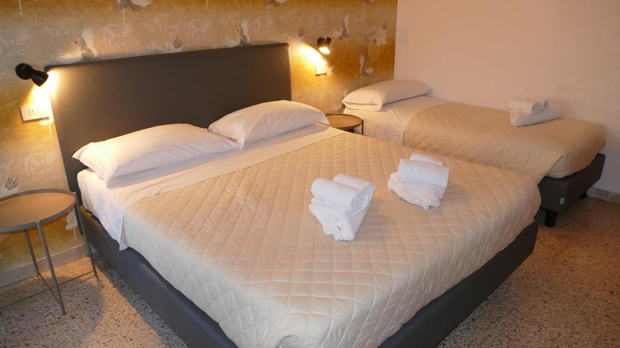 רימיני Hotel Spring מראה חיצוני תמונה