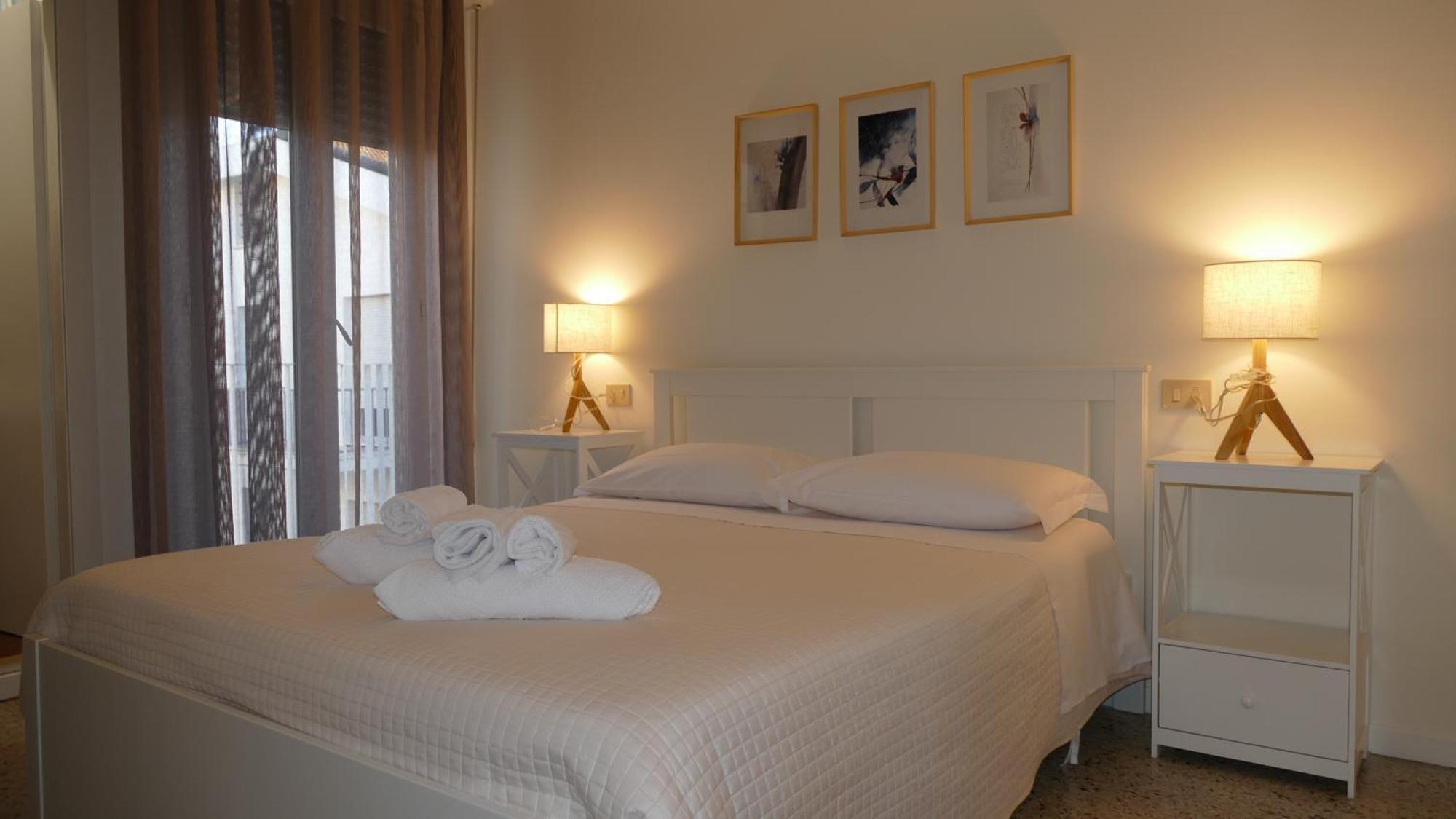 רימיני Hotel Spring מראה חיצוני תמונה